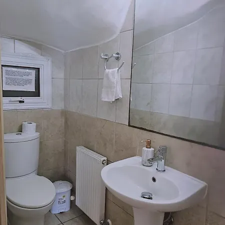 Semesterbostad Nissi House *