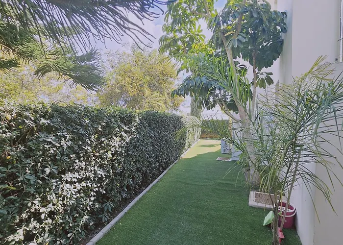 Nissi House アヤナパ